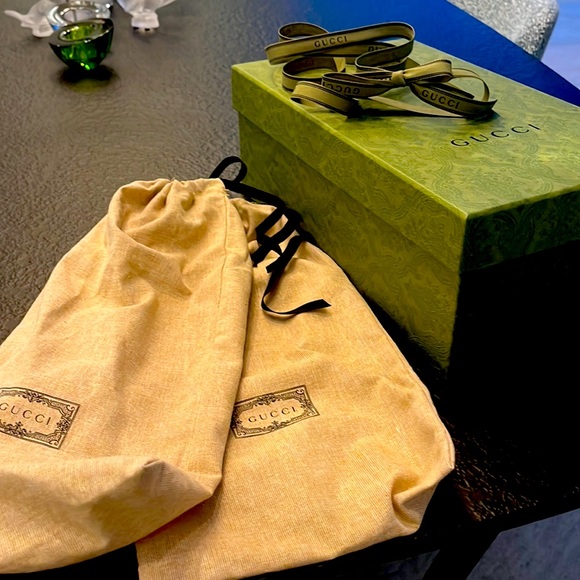 Gucci Shoes Gucci Shoe Box With Ribbon And Two Shoe Dusters Bags